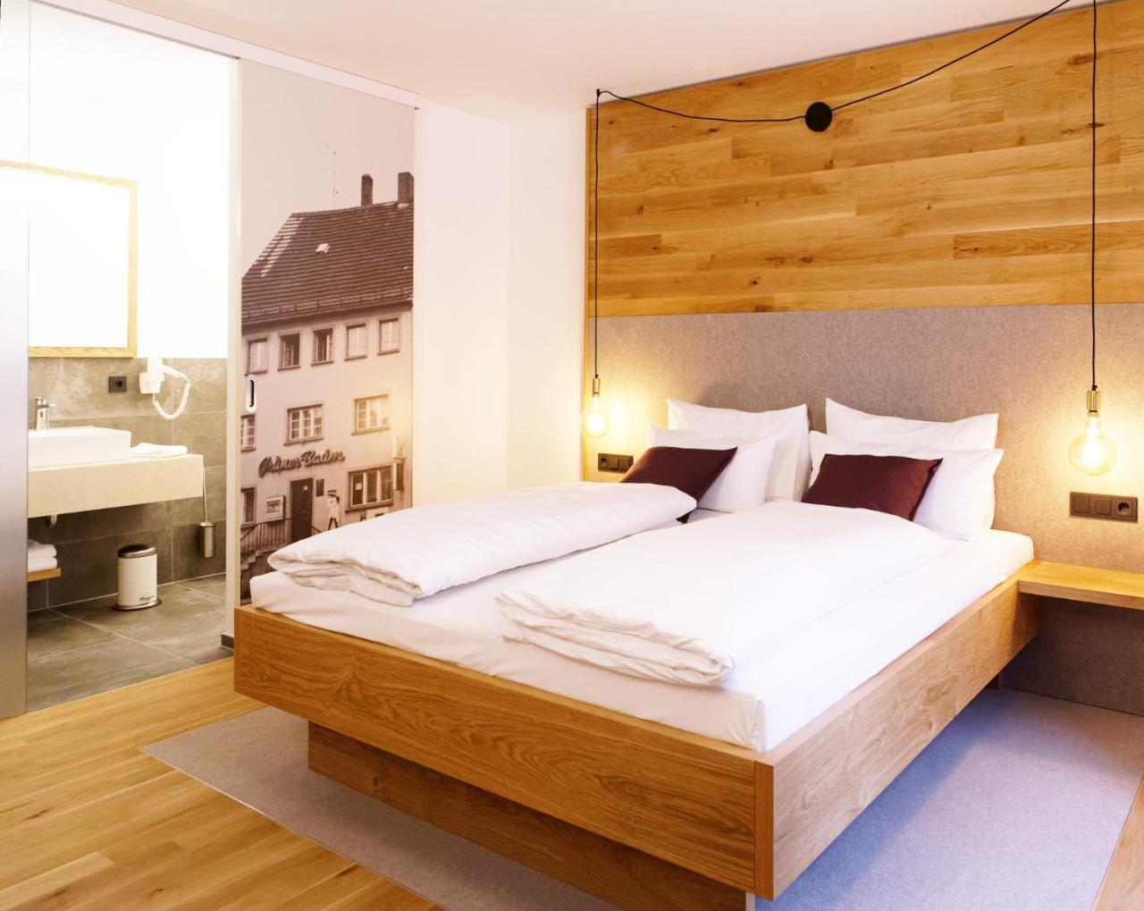Stadthotel Kachelofen Krumbach Exterior foto